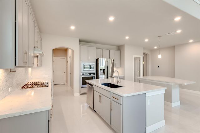5520 La Canada WAY, Bee Cave, TX 78738