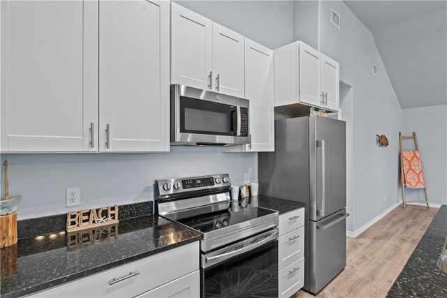 2111 Lone Star, Rockport, TX 78382