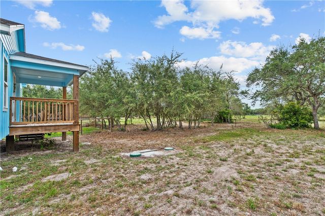 2111 Lone Star, Rockport, TX 78382