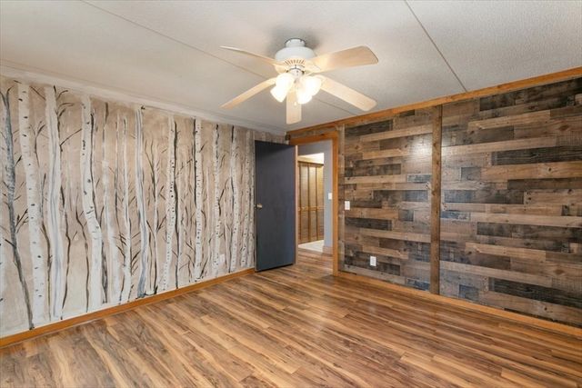 84 Forest Rd, Salisbury, MA 01952