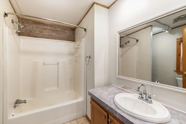 84 Forest Rd, Salisbury, MA 01952