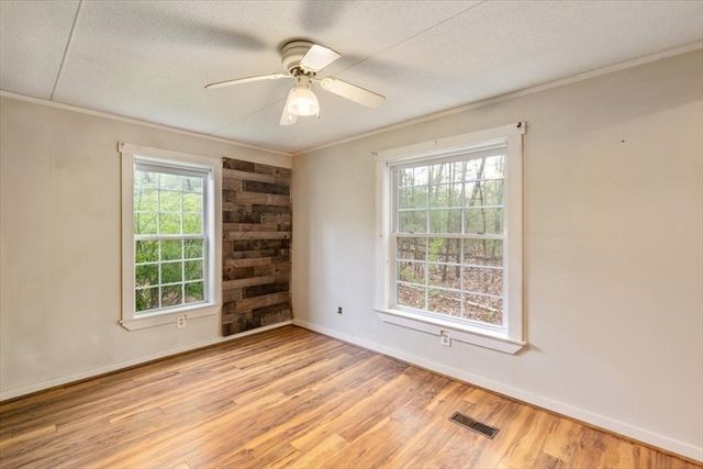 84 Forest Rd, Salisbury, MA 01952