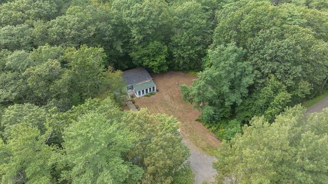 84 Forest Rd, Salisbury, MA 01952