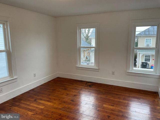 318 HIGHLAND AVE, Winchester, VA 22601