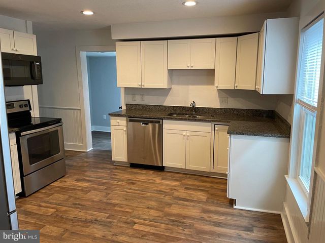318 HIGHLAND AVE, Winchester, VA 22601