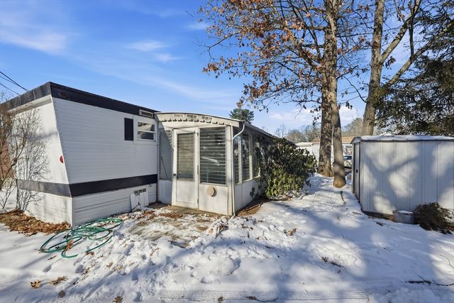 404 Southwick Rd 34A, Westfield, MA 01085