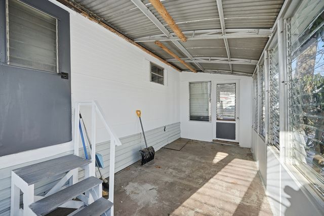 404 Southwick Rd 34A, Westfield, MA 01085