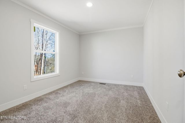 370 Tanasi Drive, Newport, TN 37821