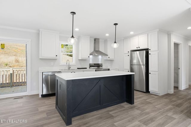 370 Tanasi Drive, Newport, TN 37821