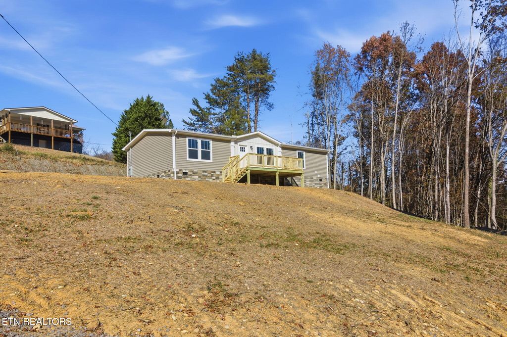 370 Tanasi Drive, Newport, TN 37821