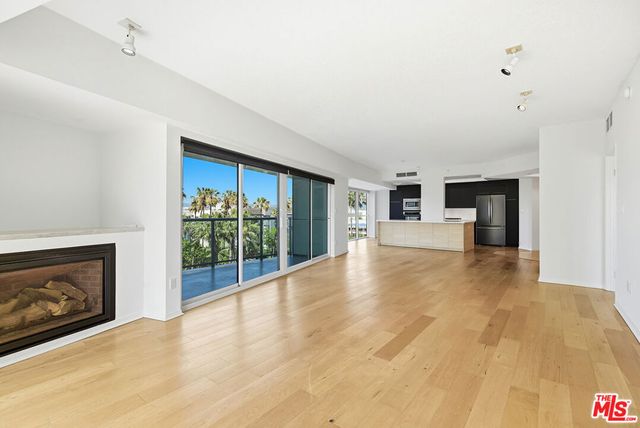 13600 Marina Pointe Drive 602, Marina Del Rey, CA 90292