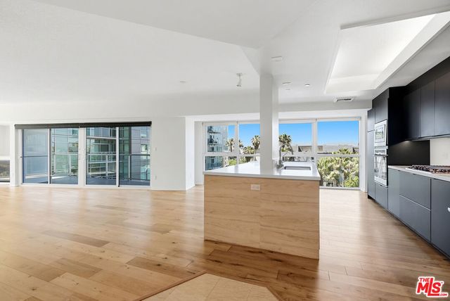 13600 Marina Pointe Drive 602, Marina Del Rey, CA 90292