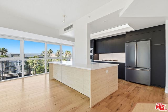 13600 Marina Pointe Drive 602, Marina Del Rey, CA 90292