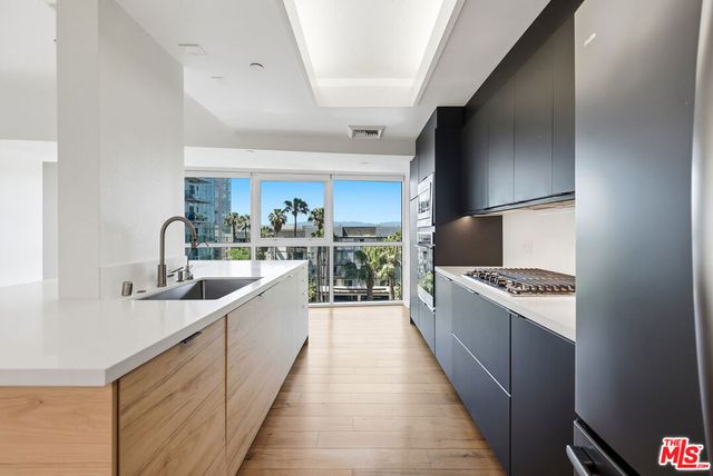 13600 Marina Pointe Drive 602, Marina Del Rey, CA 90292