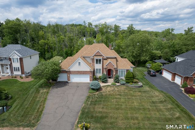 21 Westmont Road, Wethersfield, CT 06109