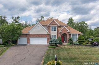 21 Westmont Road, Wethersfield, CT 06109