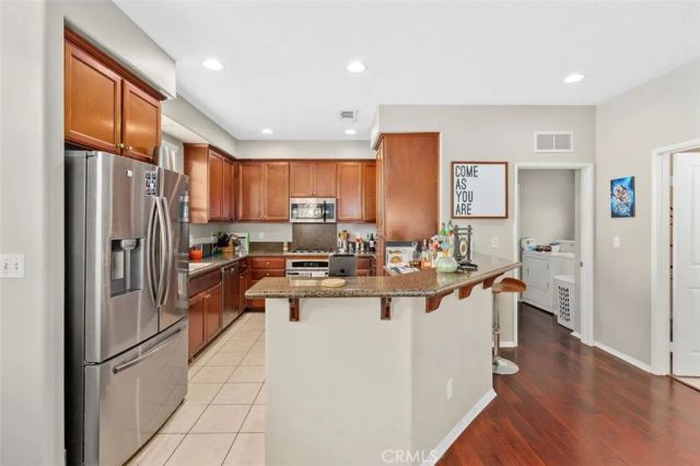 814 Pyramid Court, Corona, CA 92880