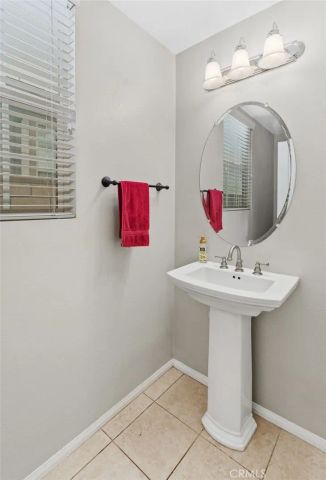 814 Pyramid Court, Corona, CA 92880