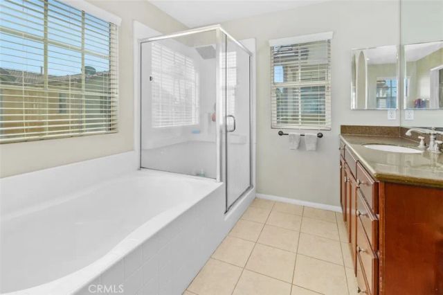 814 Pyramid Court, Corona, CA 92880