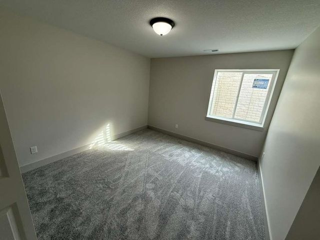 5162 N Toben Dr, Bel Aire, KS 67226