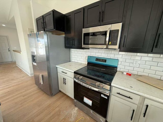 5162 N Toben Dr, Bel Aire, KS 67226