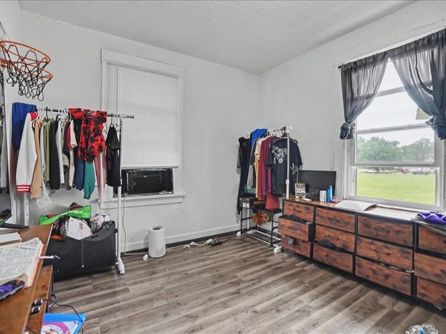 921 12 Avenue, Rock Island, IL 61201