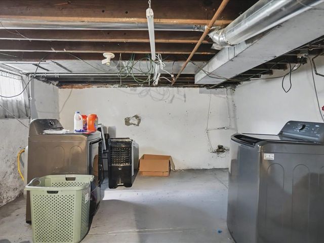921 12 Avenue, Rock Island, IL 61201