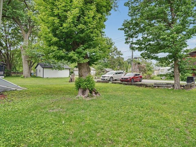 921 12 Avenue, Rock Island, IL 61201