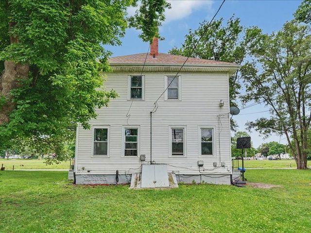 921 12 Avenue, Rock Island, IL 61201