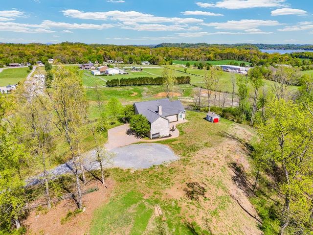 36313635 Louisville Rd, Louisville, TN 37777