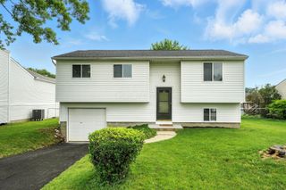 276 Hubbard Road, Galloway, OH 43119