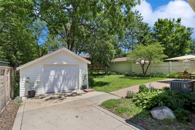 4209 Allison Avenue, Des Moines, IA 50310