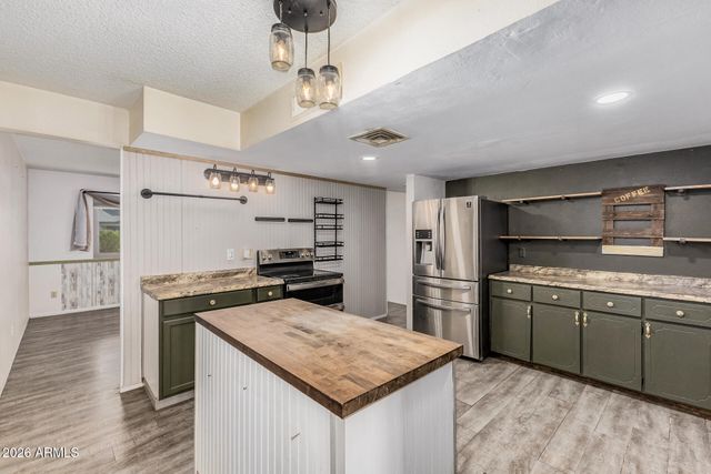 1161 S OCOTILLO Drive, Apache Junction, AZ 85120