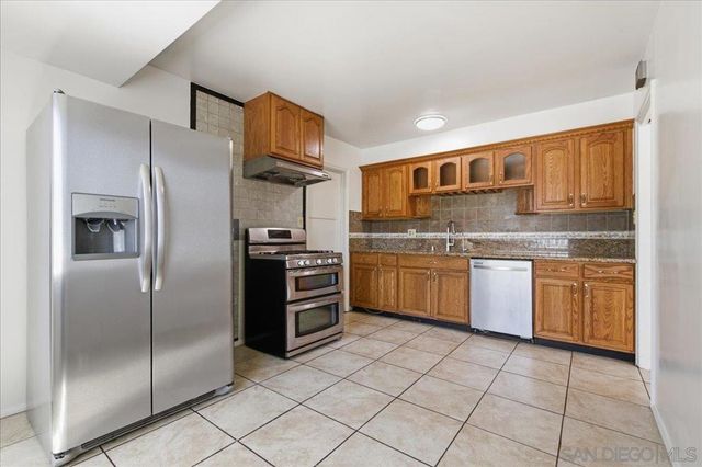 5810 Redwood Street, San Diego, CA 92105