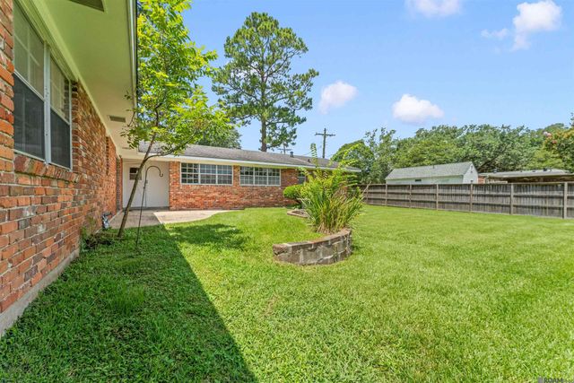 5823 Clematis Dr, Baton Rouge, LA 70808