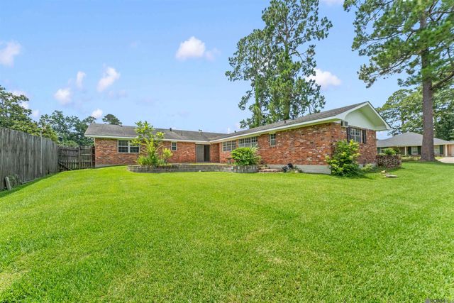 5823 Clematis Dr, Baton Rouge, LA 70808