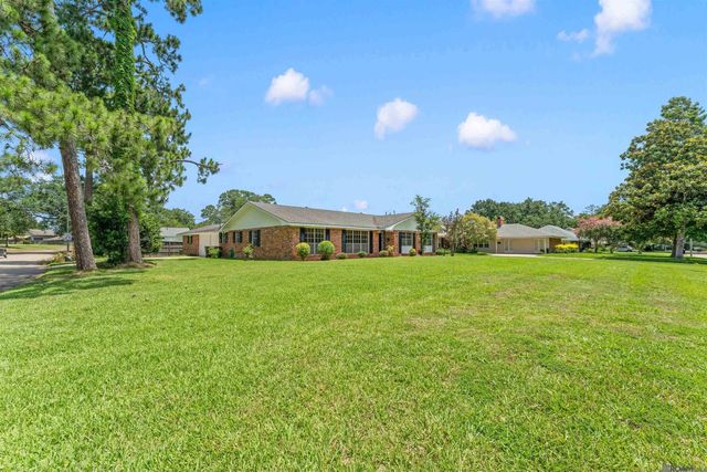 5823 Clematis Dr, Baton Rouge, LA 70808