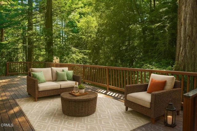 33182 Frog Pond Road, Little River, CA 95456