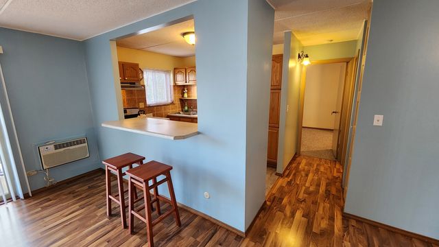 588 FAIRWAY VIEW Drive 2E, Wheeling, IL 60090