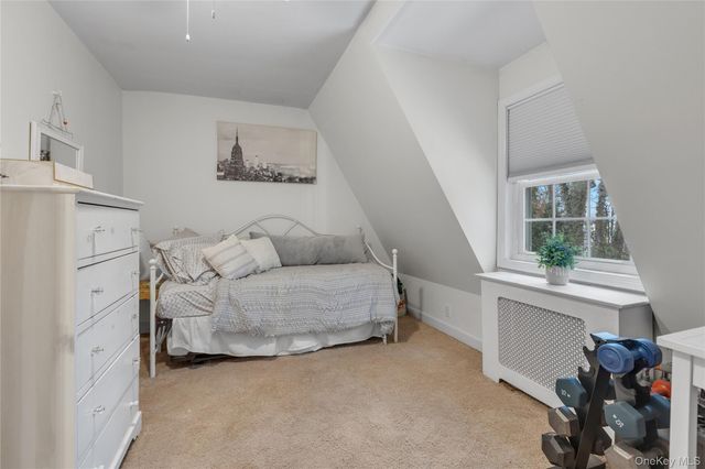 72 Daly Road, East Northport, NY 11731