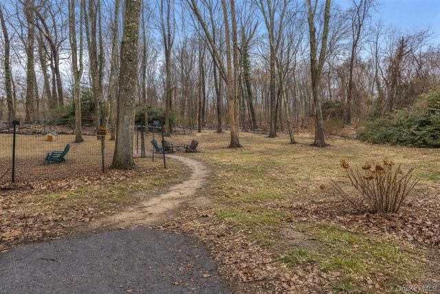 72 Daly Road, East Northport, NY 11731