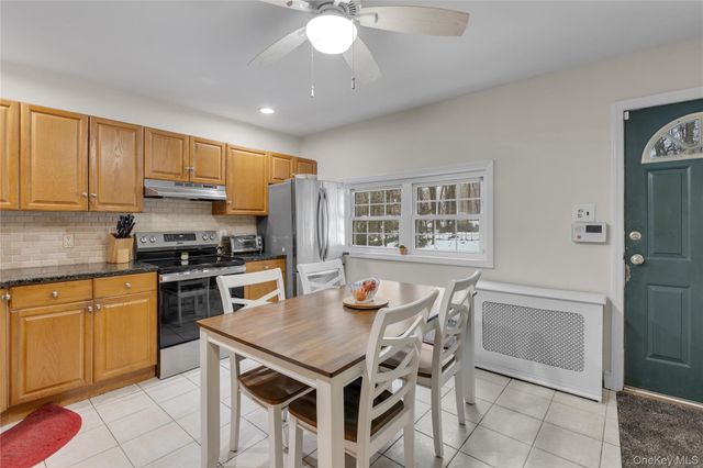 72 Daly Road, East Northport, NY 11731