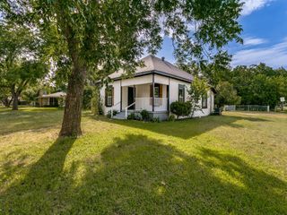 800 Euclid Street, Cleburne, TX 76033