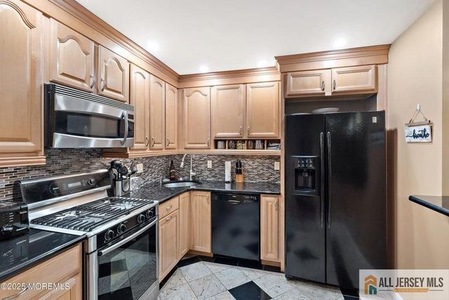 11 Desiree Court, Howell, NJ 07731