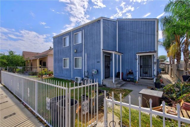 1133 S Park Avenue, Pomona, CA 91766