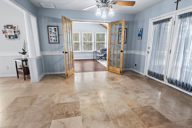 109 Old Barn Circle, Holly Lake Ranch, TX 75765