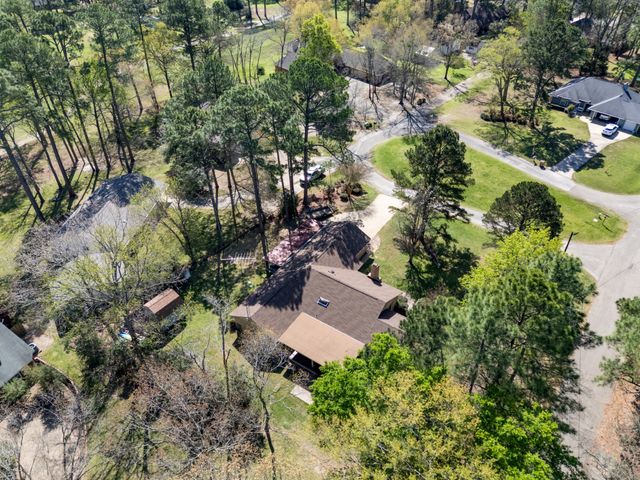 109 Old Barn Circle, Holly Lake Ranch, TX 75765