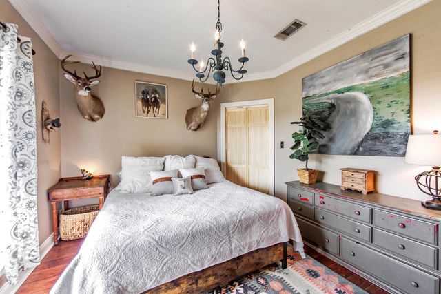 121 Autumn Dr, Houma, LA 70360