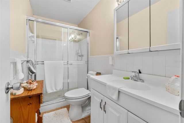 2440 WORLD PARKWAY BOULEVARD 52, Clearwater, FL 33763