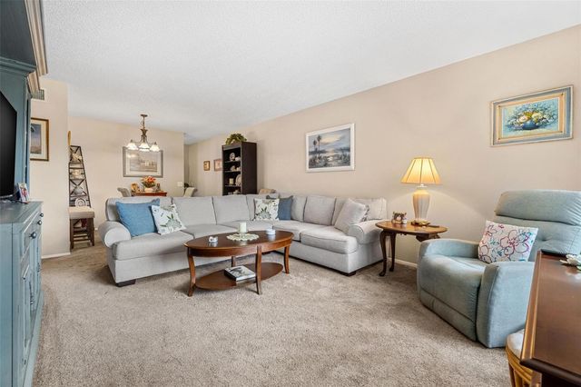 2440 WORLD PARKWAY BOULEVARD 52, Clearwater, FL 33763